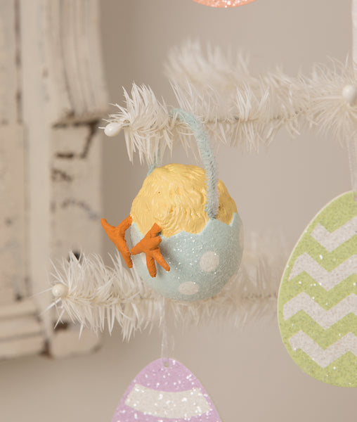 Chickie Tail Egg Ornament Blue