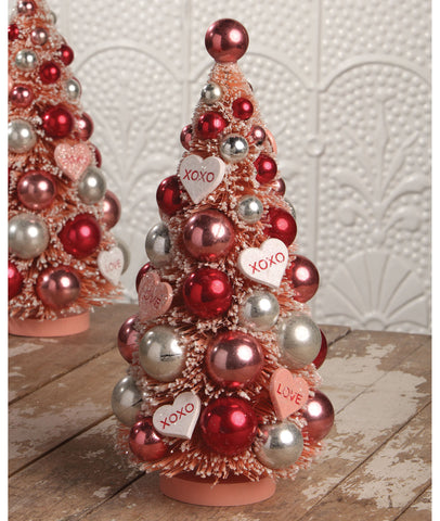 XOXO Valentine's Day Tree