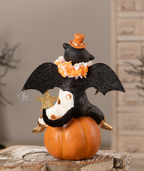 Clowning Cat on Jack