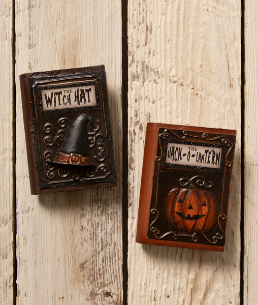 Jack-O-Lantern Book Ornament