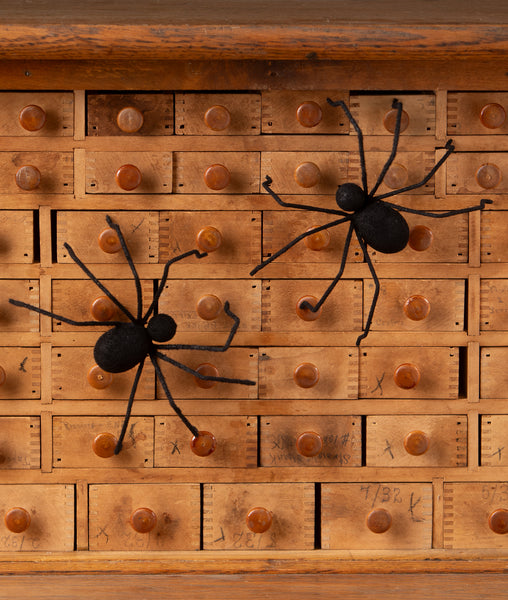 Black Flocked Creepy Crawler