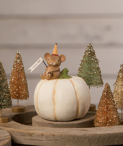 Happy Fall Mouse On Pumpkin