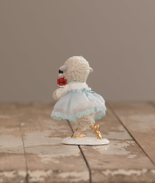 Clara Lamb