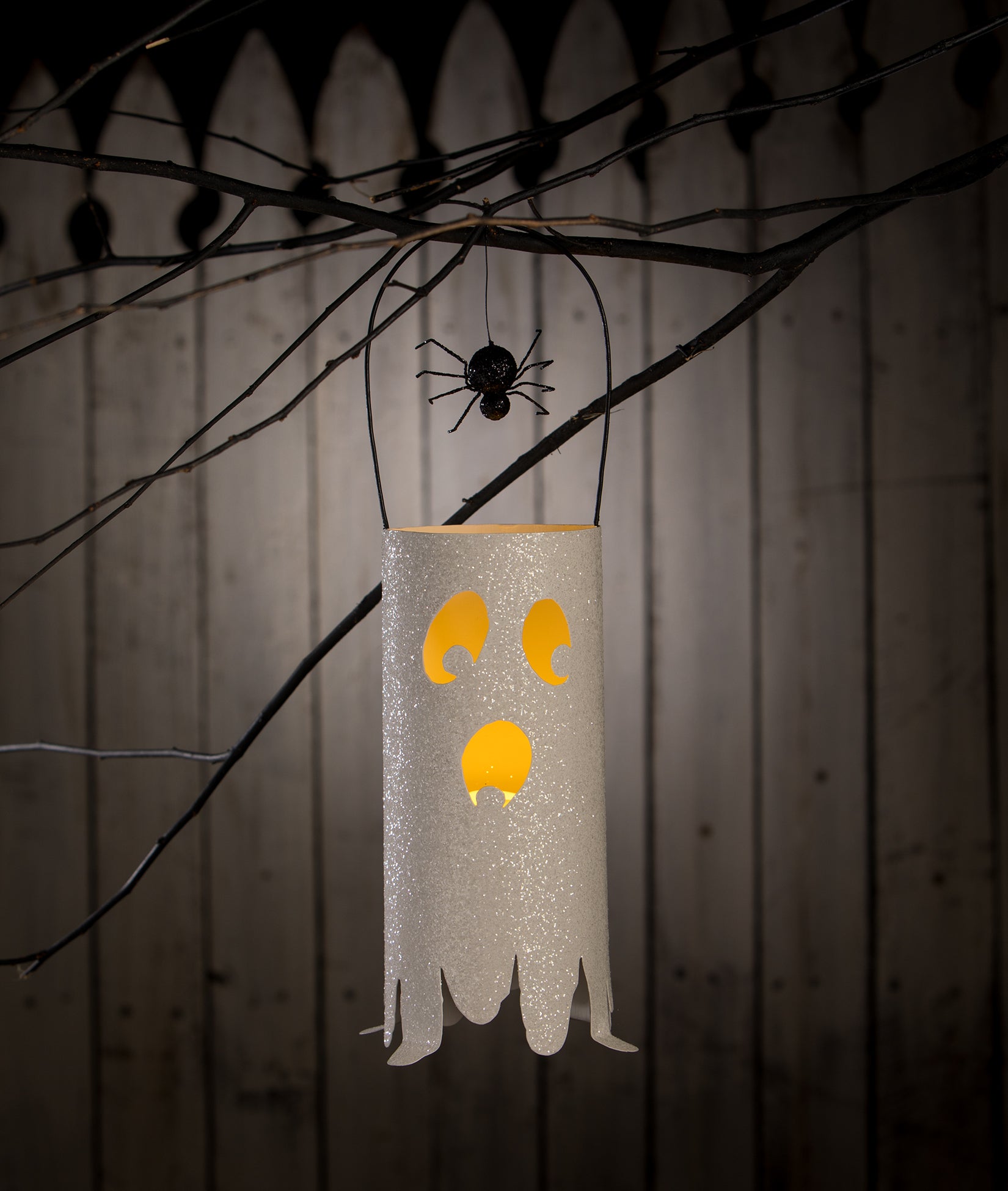 Hanging Ghost Lantern