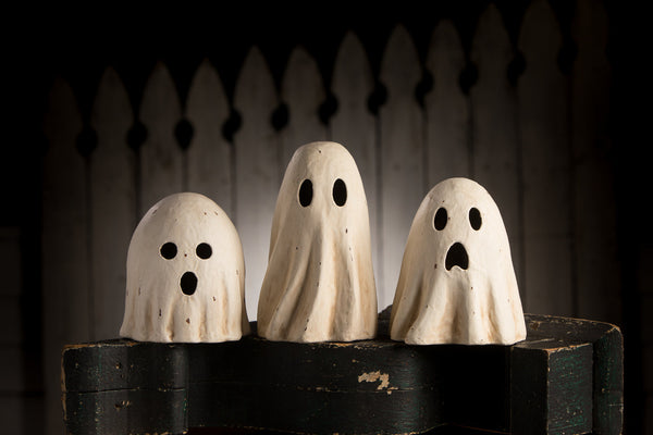Surprised Ghost Luminary Medium Paper Mache