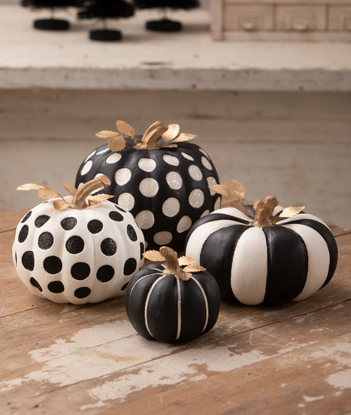 Small Pinstripe Pumpkin