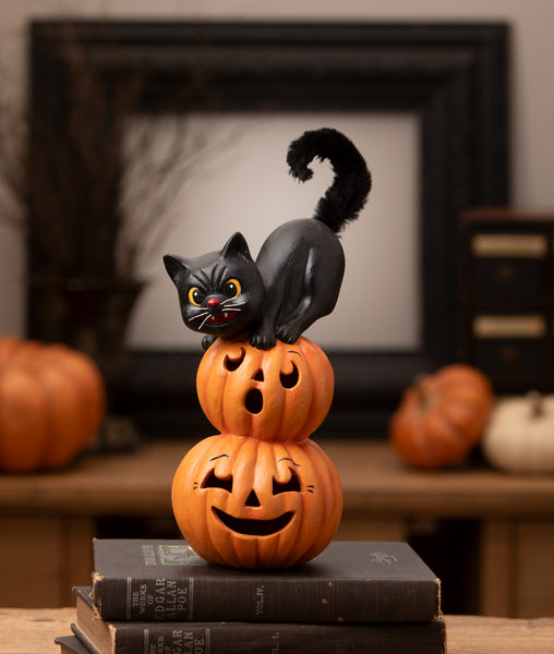 Small Pumpkin Stack Black Cat