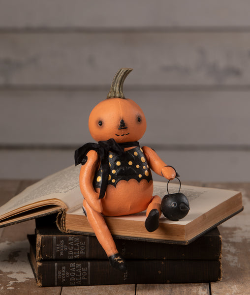Gourdon Pumpkin Sitter