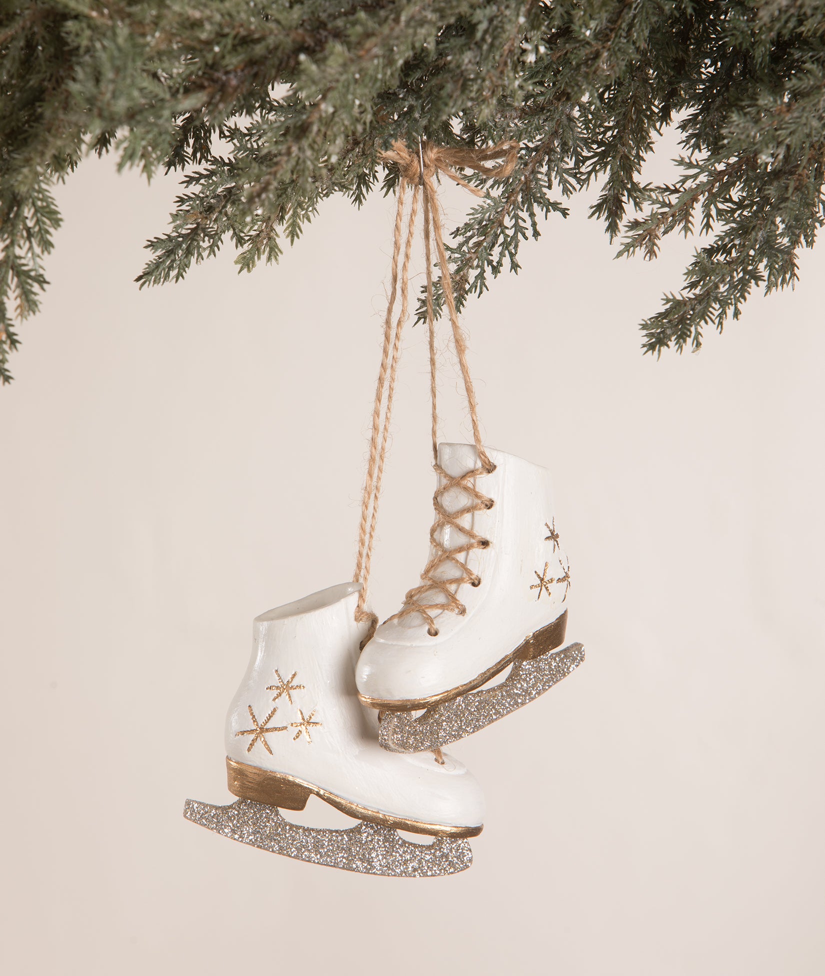 Christmas_Skate_Ornament_Bethany Lowe